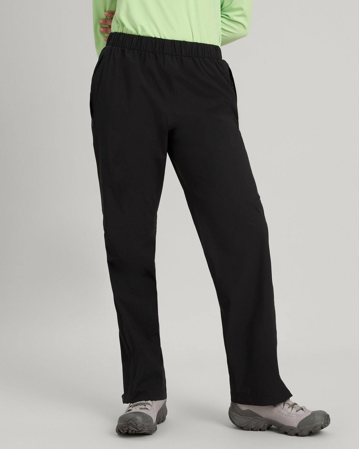 b0478_o4w_trailhead_stretch_2_5l_womens_rain_pants_a_1743633627000